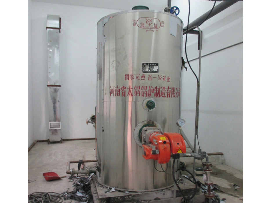 南京某客户实验室用河南太锅半吨立式燃气热水锅炉